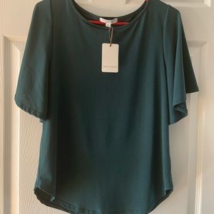 👉🏻 10 for $10 Green Flowy Top